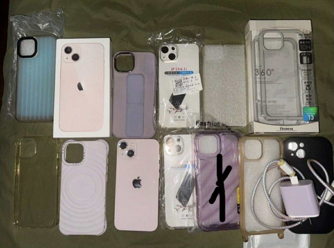 IPhone 13 PINK 256GB 🩷 (Category: iPhone 13 Series) located in Pasig City. Submitted by hazelscollectibles (Listing ID 1410205027, Image 1). Description: pwede for swap sa Ipad mini purple 126gb or 256gb 🩷 crossposted sa Isang acc ko 🩷 NO HISTORY OF ANY REPAIR🩷 IPHONE 13 256 GB PINK with AirPods gen 1 with left bud ✨Bought in Apple Shibuya Tokyo japan store with official E - receipt ✨ 87% batt health ✨May slight dent see pic other than that 9