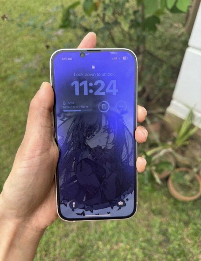 IPhone 13 PINK 256GB 🩷 (Category: iPhone 13 Series) located in Pasig City. Submitted by hazelscollectibles (Listing ID 1410205027, Image 2). Description: pwede for swap sa Ipad mini purple 126gb or 256gb 🩷 crossposted sa Isang acc ko 🩷 NO HISTORY OF ANY REPAIR🩷 IPHONE 13 256 GB PINK with AirPods gen 1 with left bud ✨Bought in Apple Shibuya Tokyo japan store with official E - receipt ✨ 87% batt health ✨May slight dent see pic other than that 9