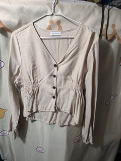 （分類：）位於 。 由 siuhan_ 提交（商品編號 1410258514，圖片 1）。簡介： 。