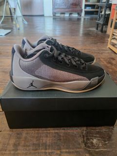 (Category: ) located in . Submitted by YourKickz (Listing ID 1410186246, Image 1). Description: .
