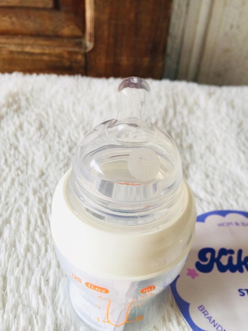 Latch feeding bottle 4oz (Category: Breastfeeding & Bottle Feeding) located in Tuguegarao City. Submitted by kikay.store.ph30 (Listing ID 1410273610, Image 3). Description: ❗NEW ARRIVAL❗🇱🇷 Latch feeding bottle 4oz Condition : brandnew Price: 250 each MOP: GCASH, BDO, MOD: SCO FOR SHIPPING PURPOSE, BUS SHIPPING, JNT, LBC ♥️ 1 day reservation ONLY ♥️ No to rush shipping ♥️ No free shipping ♥️ No return no exchange ♥️ No to long reservation, Locat