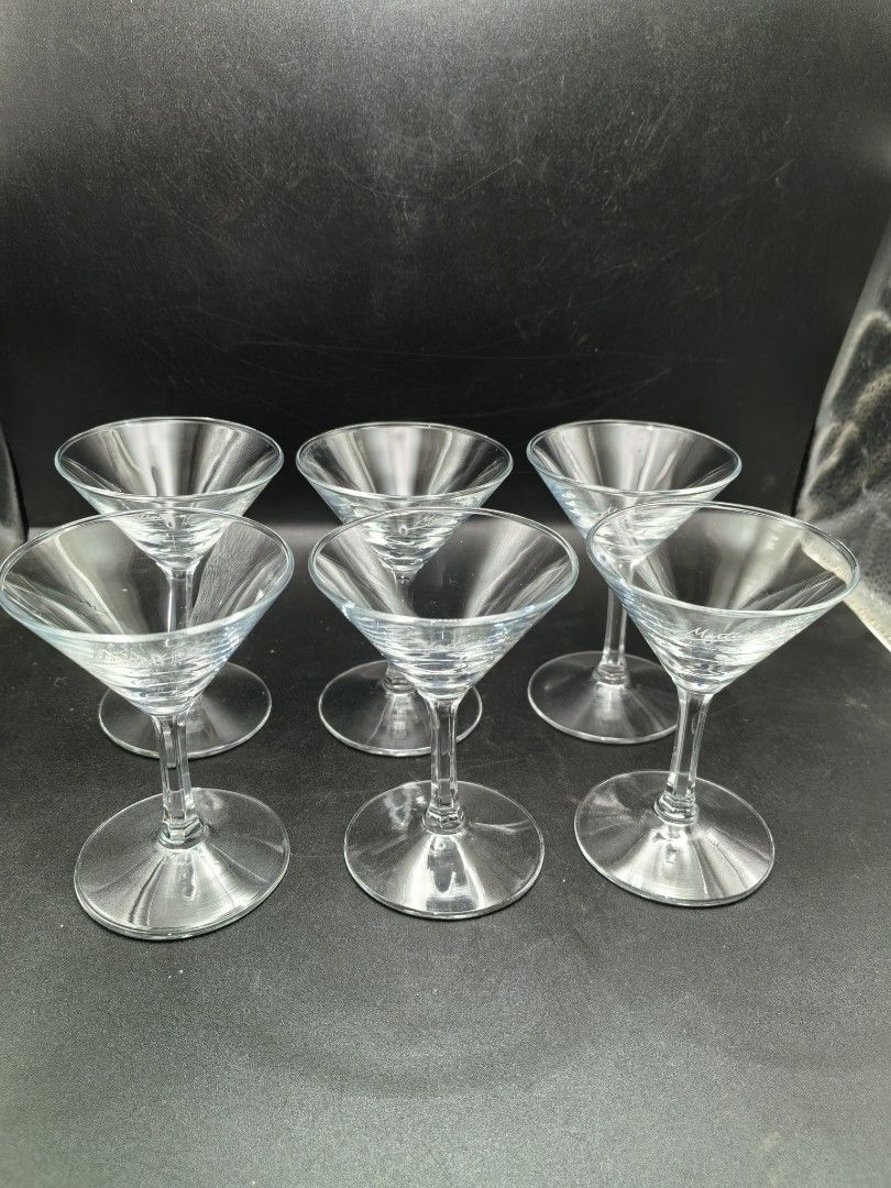 Martini Glass Set of 6 (Category: Other Kitchenware & Tableware) located in Cebu City. Submitted by dudes_villanueva (Listing ID 1410339499, Image 3). Description: Martini Glass Set of 6 📌In excellent condition Diameter: 3 in Height: 4 in.