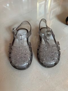(Category: ) located in . Submitted by oandipreloved (Listing ID 1410364535, Image 1). Description: .