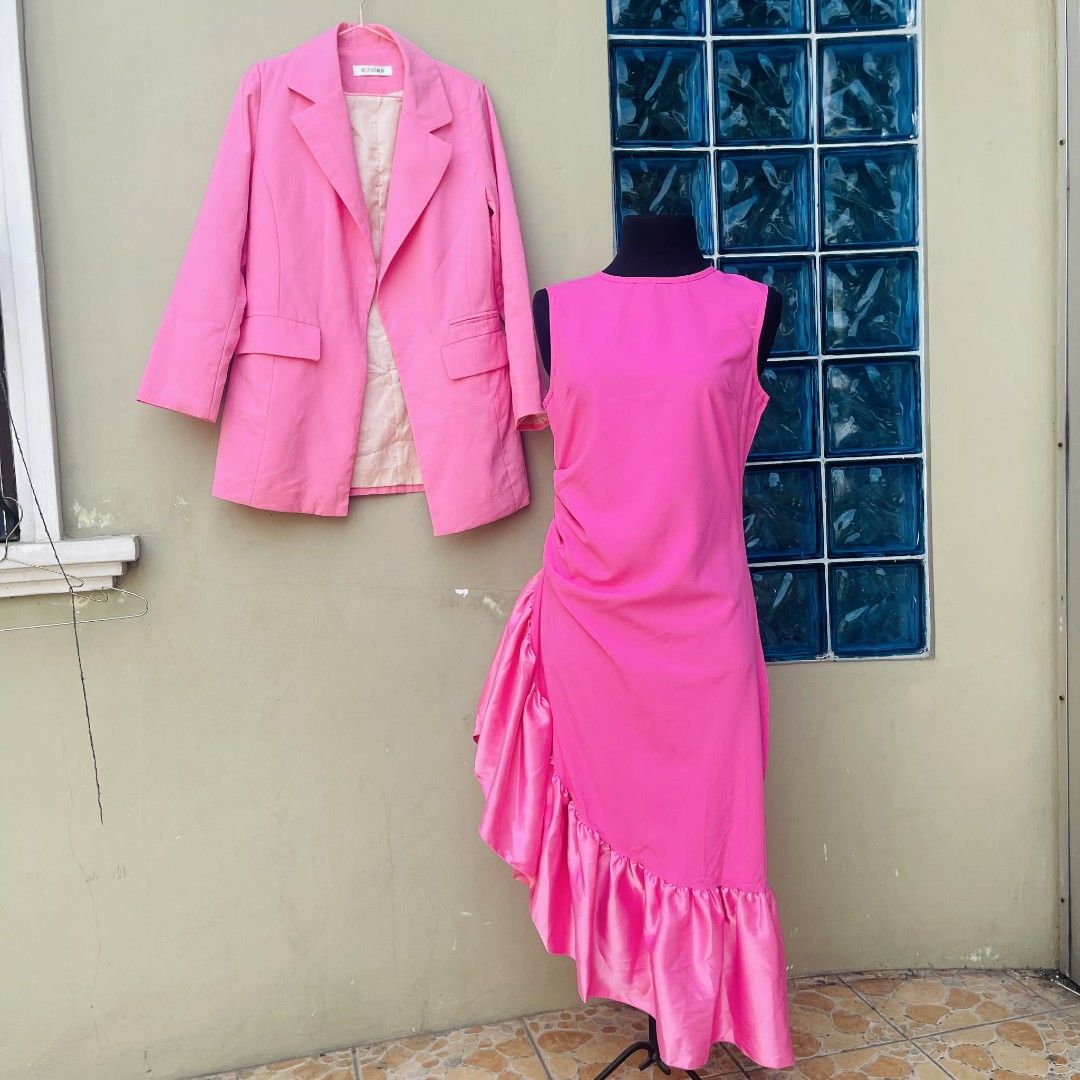 Pink Blazer and Dress Set (Category: Dresses) located in Bulacan. Submitted by fenph2021 (Listing ID 1410208608, Image 1). Description: fits s-l blazer 600 premium dress brandnew 1k get it for only 1,500 lazt price posted add 54 sf.