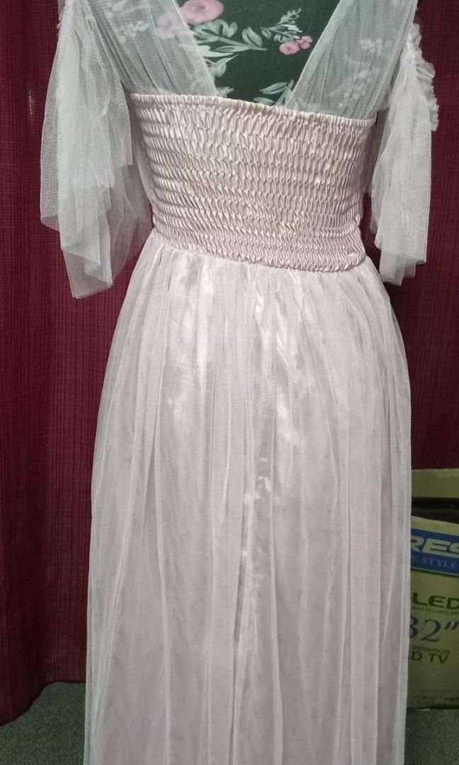 Pink Fairy dress (Category: Evening dresses & gowns) located in Pasig City. Submitted by iamblessed88 (Listing ID 1410264229, Image 3). Description: Pink Fairy dress Medium-Large frame lalamove and J & T shipping Nationwide Location: PASIG MOP: GCASH/Maya/Maribank/Gotyme.