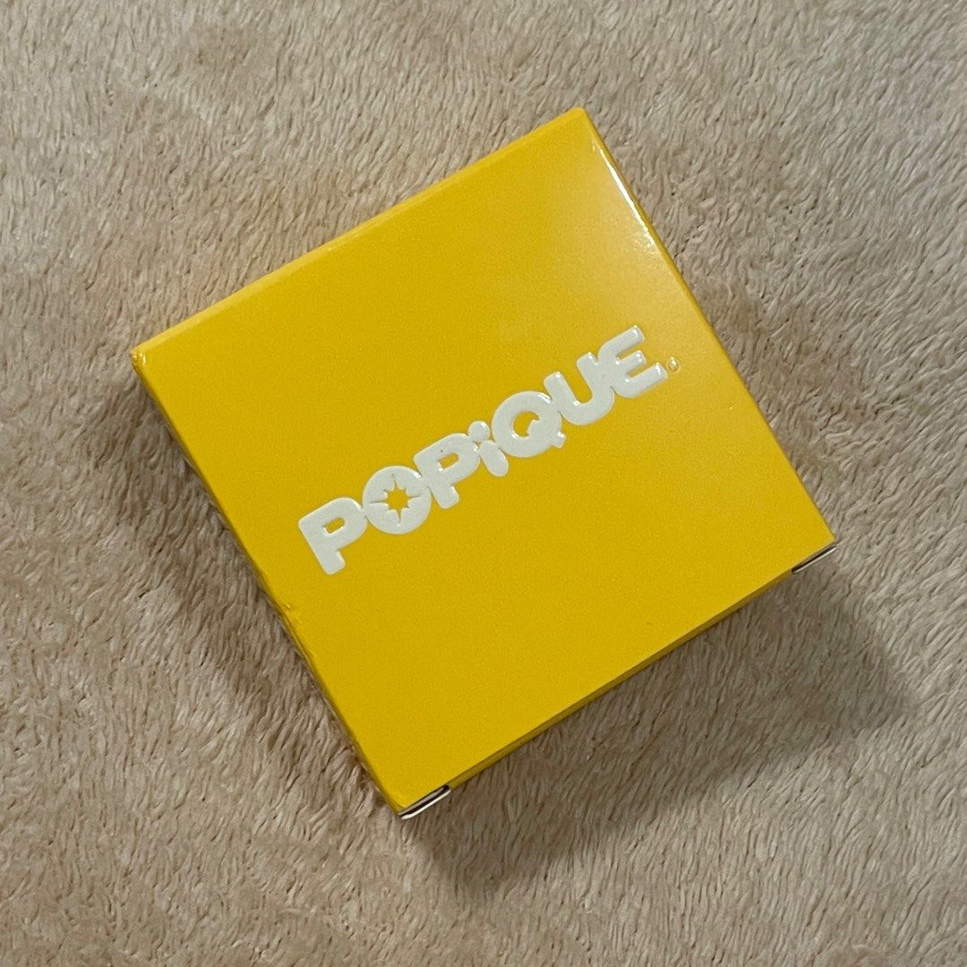 Popique Stay Put Loose Setting Powder (Category: Makeup) located in Manila. Submitted by jowsieee (Listing ID 1410274106, Image 1). Description: Popique Stay Put Loose Setting Powder 200 EACH‼️ Available shades: 📌Lagoon.