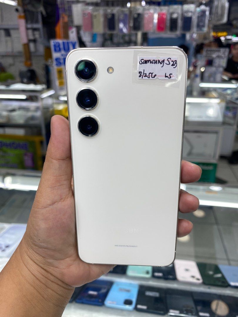 Samsung S23 (Category: Samsung) located in San Juan City. Submitted by amyjoysementilla.10 (Listing ID 1410227459, Image 1). Description: Samsung S23 8gb Ram 256gb storage Secondhand original NTC Approved Dual sim/anysim No scratches No hidden issue No history of repair Check all you want We Accept cod w/in Metro Manila Only. We accept via Lalamove Payment First Policy upon pick-up. We Ship Nationwide via LBC process.or You can visit to my Physic