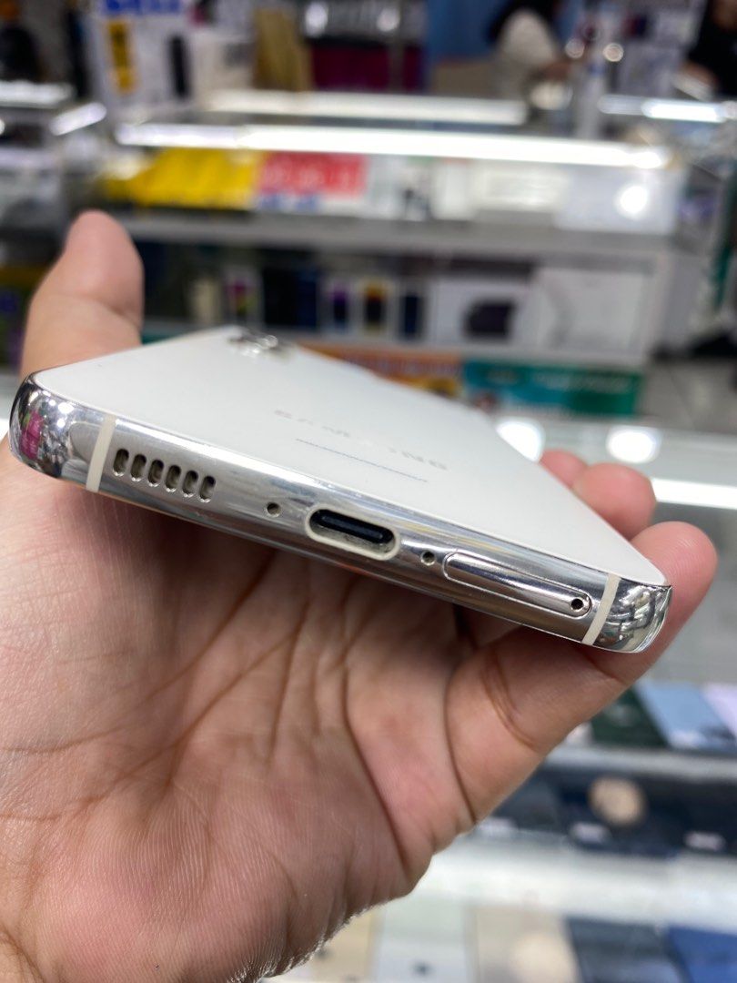 Samsung S23 (Category: Samsung) located in San Juan City. Submitted by amyjoysementilla.10 (Listing ID 1410227459, Image 2). Description: Samsung S23 8gb Ram 256gb storage Secondhand original NTC Approved Dual sim/anysim No scratches No hidden issue No history of repair Check all you want We Accept cod w/in Metro Manila Only. We accept via Lalamove Payment First Policy upon pick-up. We Ship Nationwide via LBC process.or You can visit to my Physic