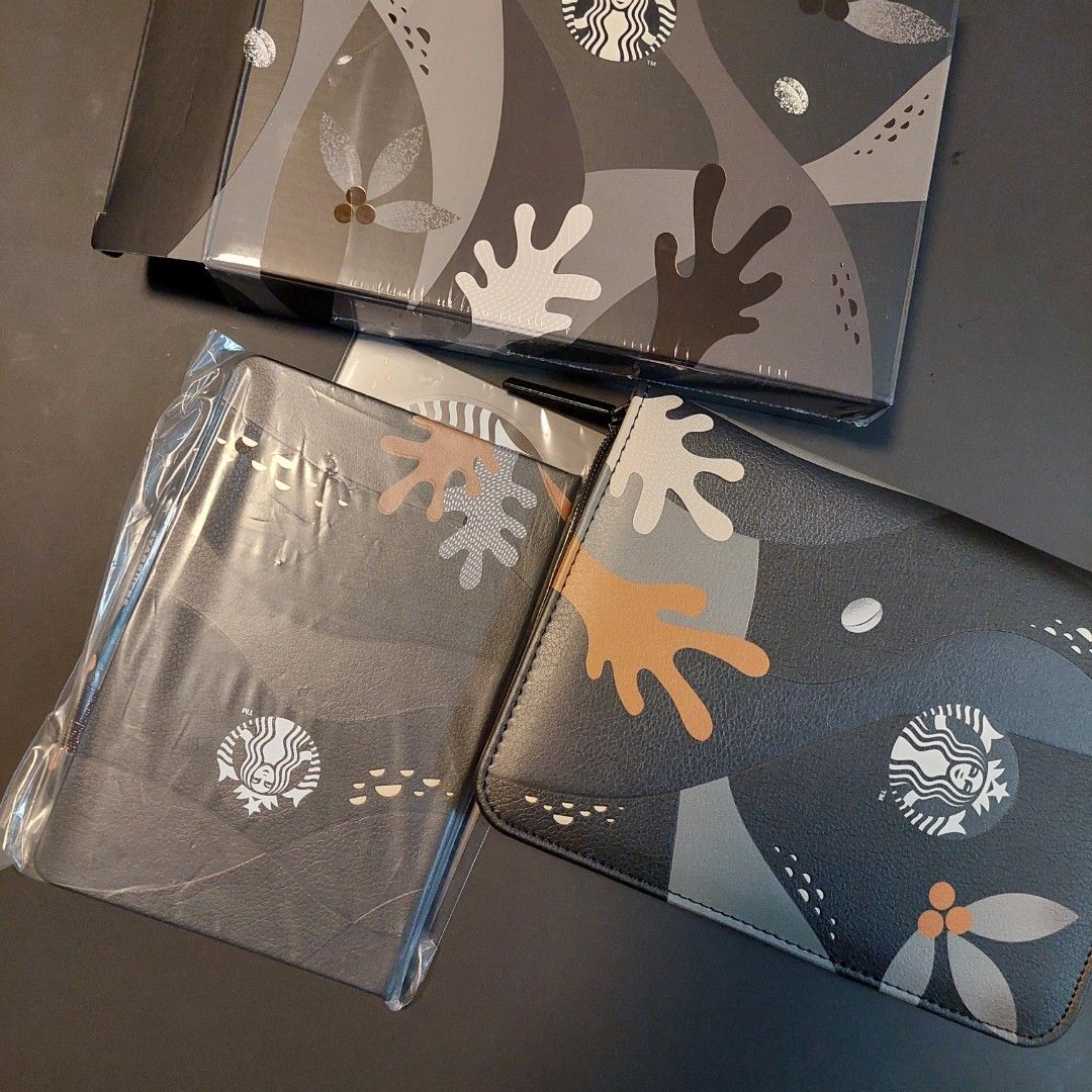 Starbucks Planner 2026 (Category: Stationery & School Supplies) located in San Jose del Monte. Submitted by ms.key (Listing ID 1410303840, Image 2). Description: ✨ Brand: Starbucks 📆 Year: 2026 (Traditions Collection) 📦 Includes planner, leather carrier, pen 📌 Authentic PH release (redeemed originally from Starbucks Philippines) 📍 Perfect collectible / gift / planner for school/work 📦 Condition:NEW 📍 Shipping: LBC/J&T 📱 kindly message me f