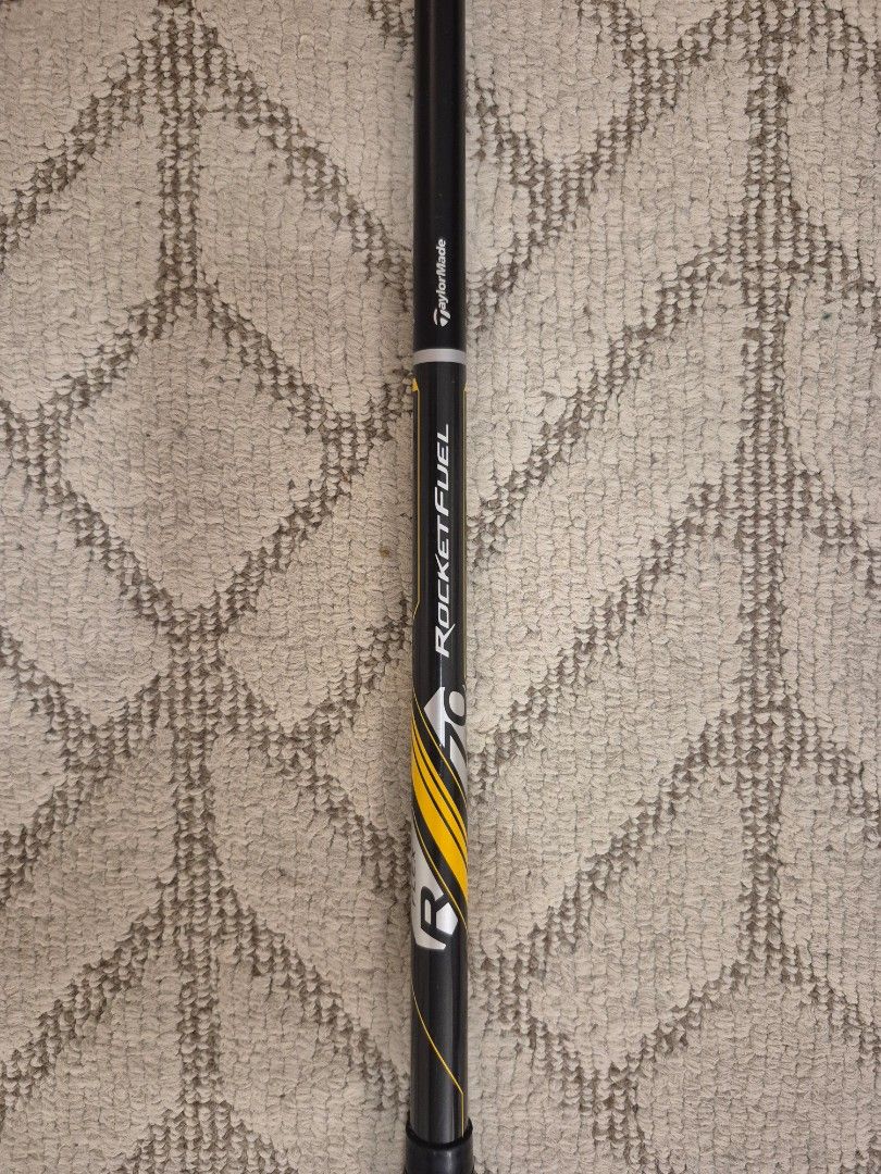 5 Wood Shaft Taylormade (Category: Golf) located in Pasig City. Submitted by btw_stuff777 (Listing ID 1410293619, Image 1). Description: TaylorMade RocketFuel 70g, Regular, 5 wood shaft..
