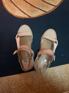 (Category: ) located in . Submitted by reenabraham21 (Listing ID 1410353276, Image 1). Description: .
