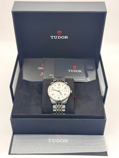 （分類：）位於 。 由 matchmakingwatches 提交（商品編號 1410271597，圖片 1）。簡介： 。