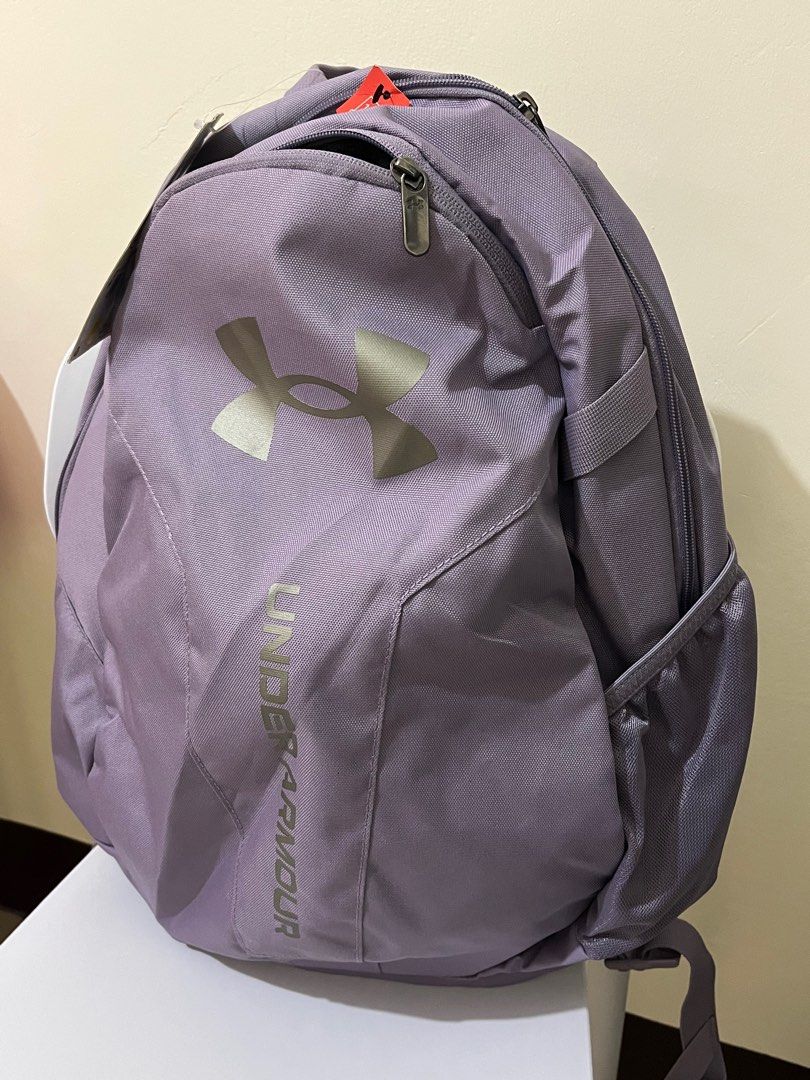 Under Armour Backpack (Category: Backpacks) located in San Pablo. Submitted by goldenrabbit-b707 (Listing ID 1410215022, Image 2). Description: .