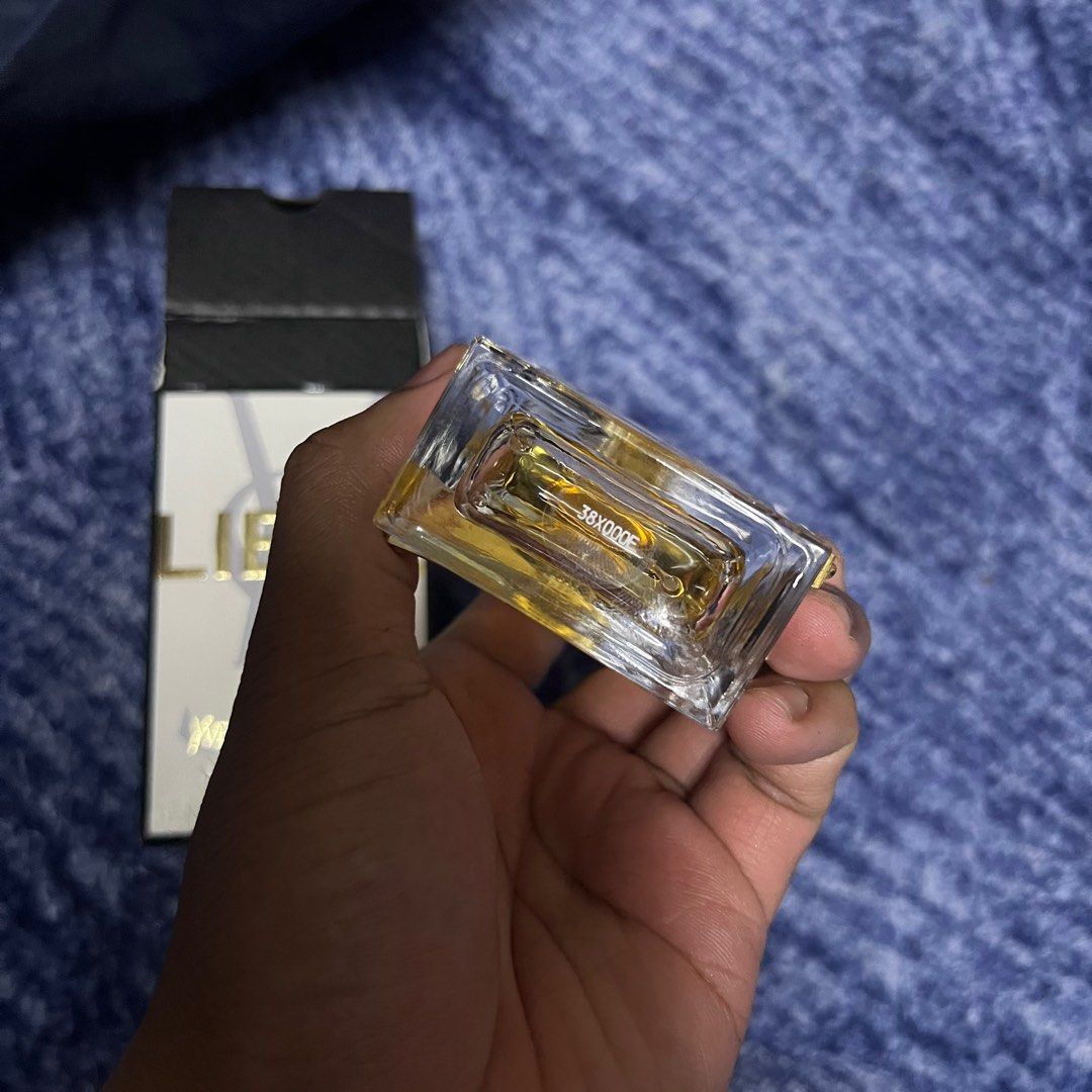 YSL libre ( original ) (Category: Fragrance & Deodorants) located in Alor Setar. Submitted by rilfil (Listing ID 1410191713, Image 3). Description: 98/100% 30ml.