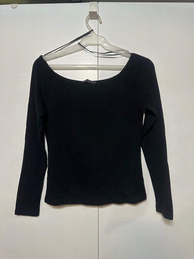 Zara Black Long Sleeve Top (Category: Longsleeves) located in Taguig. Submitted by rlg.declutterph (Listing ID 1410260176, Image 1). Description: - Zara long sleeve top - Color: Black - Neckline: offshie - Size: M - Material: Knit - Design: Simple, classic - Origin: Made in Morocco Paperbag included .