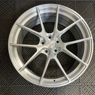 (Category: ) located in . Submitted by perfectowheels (Listing ID 1410394105, Image 1). Description: .