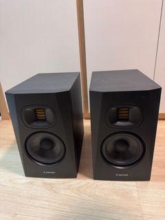 （分類：）位於 。 由 vincentcccc 提交（商品編號 1410426257，圖片 1）。簡介： 。