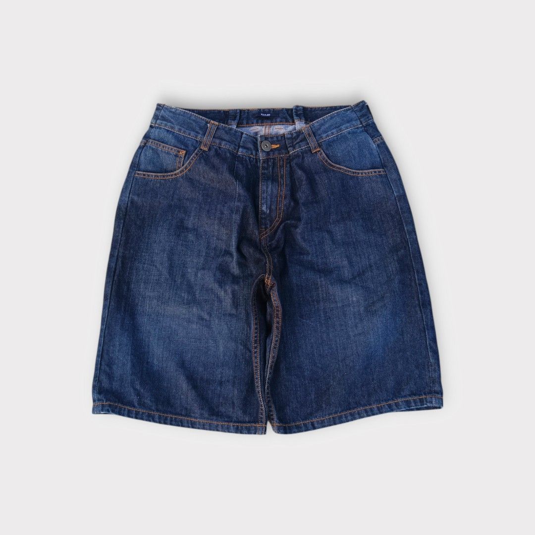 Baggy Raw Denim Jorts Below the Knee (Category: Shorts) located in Iba. Submitted by tylerdcremator (Listing ID 1410458096, Image 1). Description: Waist - 32 Length - 23 Leg Hole - 14 no issues.