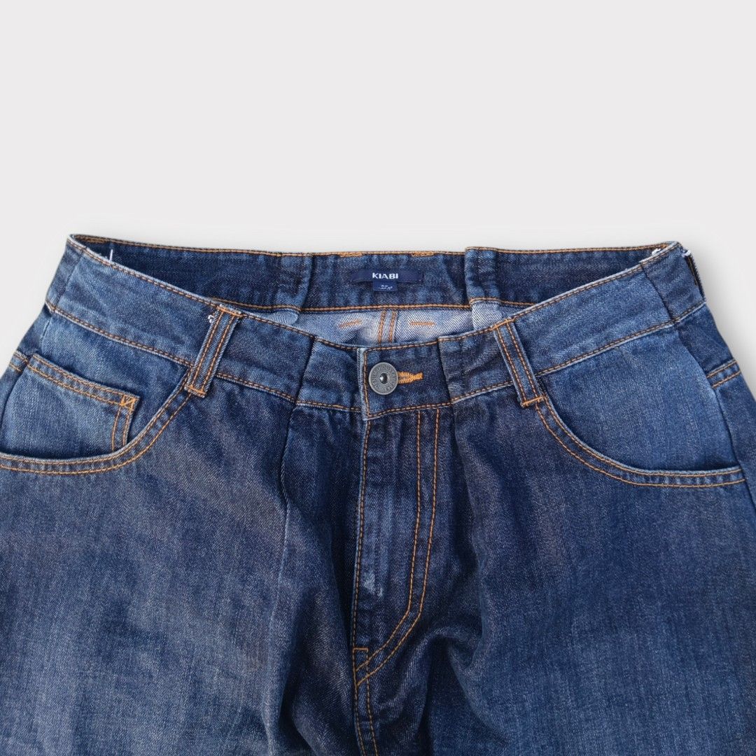 Baggy Raw Denim Jorts Below the Knee (Category: Shorts) located in Iba. Submitted by tylerdcremator (Listing ID 1410458096, Image 3). Description: Waist - 32 Length - 23 Leg Hole - 14 no issues.