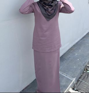 (Category: ) located in . Submitted by prelovedby_izzah (Listing ID 1410452121, Image 1). Description: .