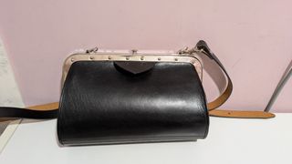 （分類：）位於 。 由 kirkcaly 提交（商品編號 1410415429，圖片 1）。簡介： 。