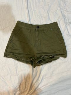 (Category: ) located in . Submitted by ningnongb (Listing ID 1410502007, Image 1). Description: .