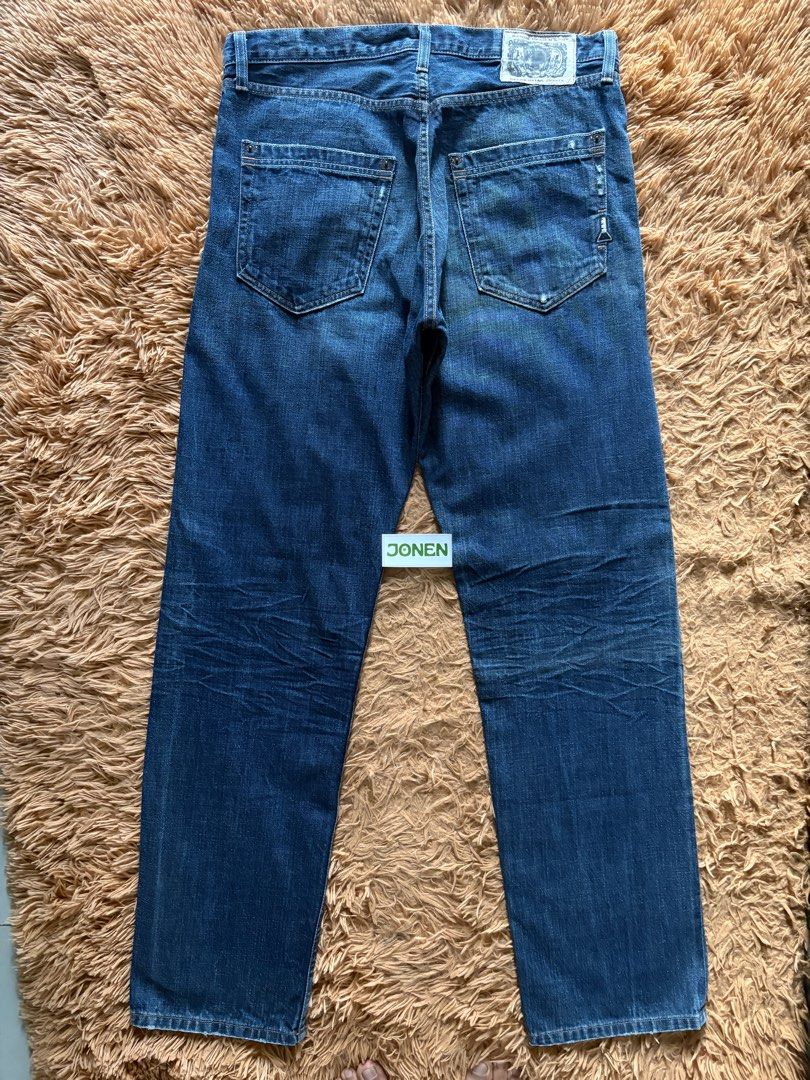 Denim Design Lab Selvedge Jeans (Category: Jeans) located in Cavite. Submitted by SOLEBEN (Listing ID 1410390215, Image 3). Description: 100% Cotton Made in USA Price: 900.00 Location: Tagaytay City Used: Very Good Condition Actual Measurements: W-36 Inseam-34 Hem-8.5 Total Length-46 Color may vary due to lighting..