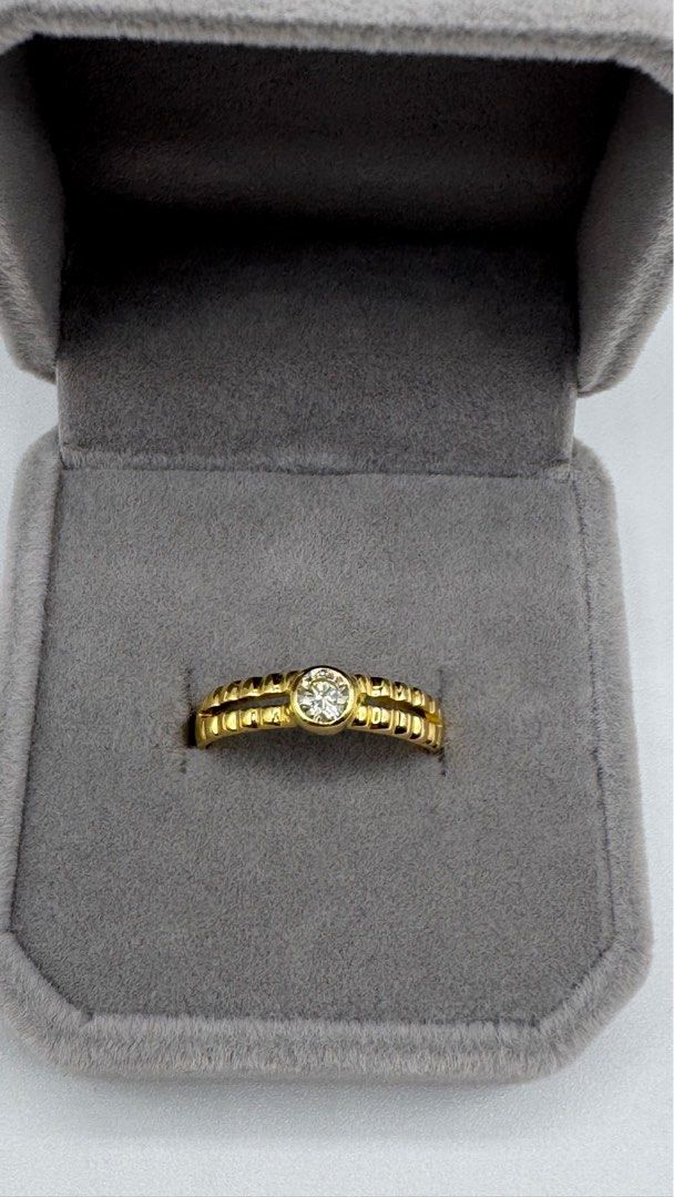 Diamond Bubble Ring (Category: Rings) located in Quezon City. Submitted by thykhloe (Listing ID 1410400493, Image 2). Description: Diamond Bubble Ring 14K Yellow Gold Natural Diamond Size: 6.5 (Sold per piece not per gram).