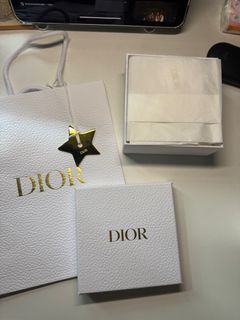 （分類：）位於 。 由 dseeee.a_a 提交（商品編號 1410415174，圖片 1）。簡介： 。