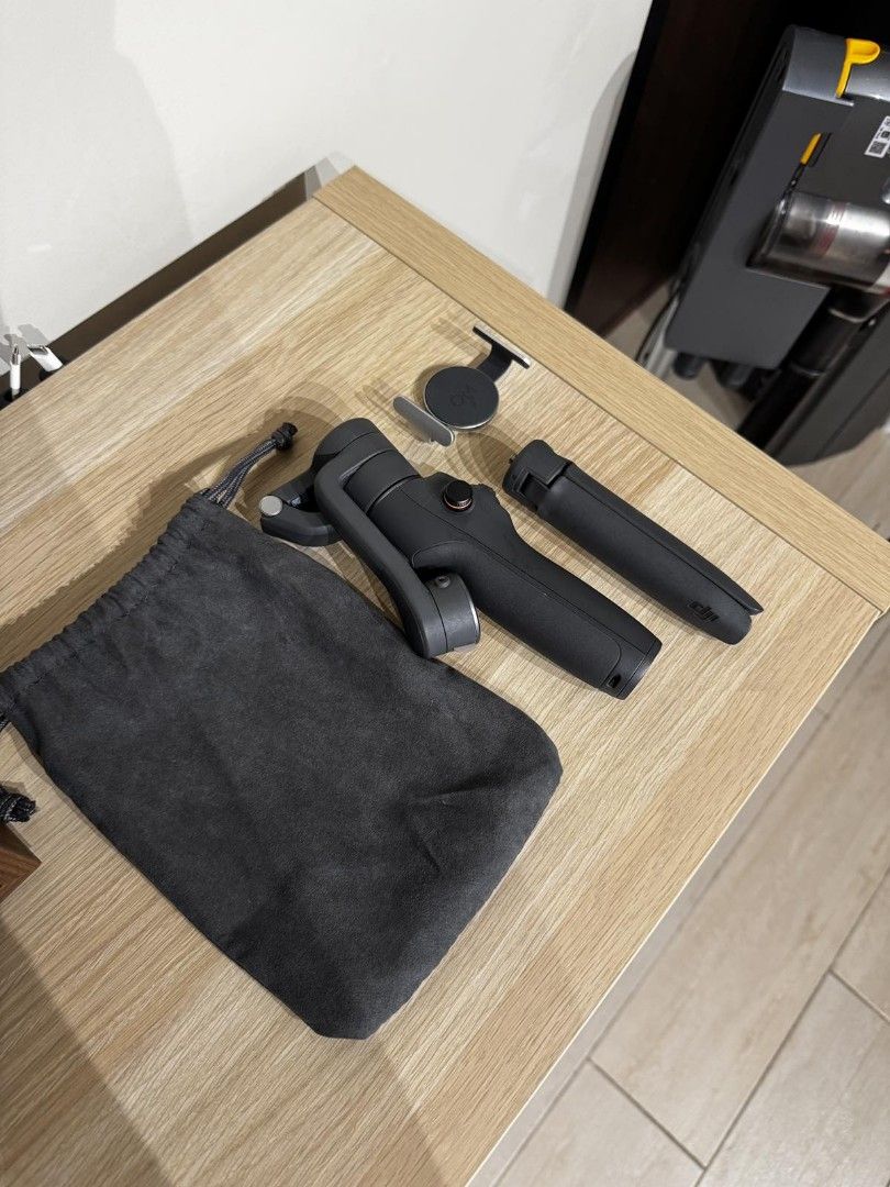 DJI Osmo Mobile 6 Gimbal Stabilizer (Category: Gimbals & Stabilizers ) located in Pasig City. Submitted by denrb (Listing ID 1410543328, Image 2). Description: Selling our DJI Osmo Mobile 6 — literally used once only ❤️ It’s basically still new and comes with complete accessories. Works perfectly, no issues at all. Only reason we’re letting it go is my husband already bought a DJI Nano, so sayang talaga if it will be left unused or just stored. S