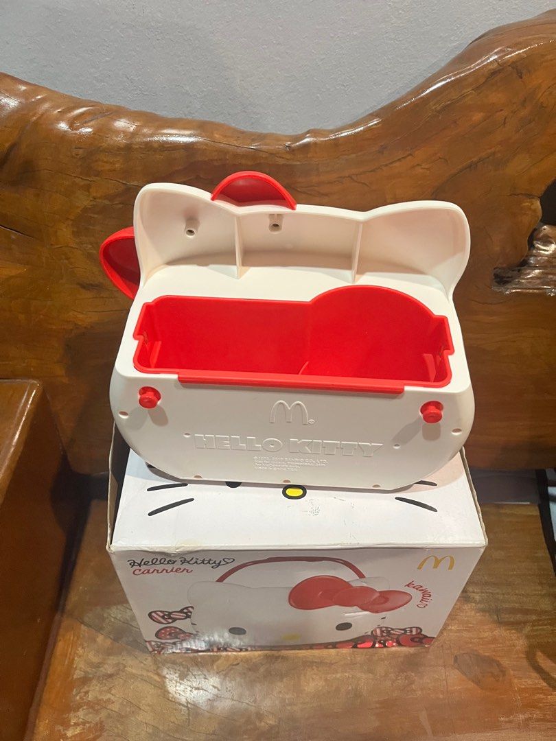 Hello Kitty x Mcdonalds food carrier (Category: Food Organization & Storage) located in Manila. Submitted by danifortuna (Listing ID 1410471445, Image 3). Description: Limited edition from Singapore Onhand Pinas.
