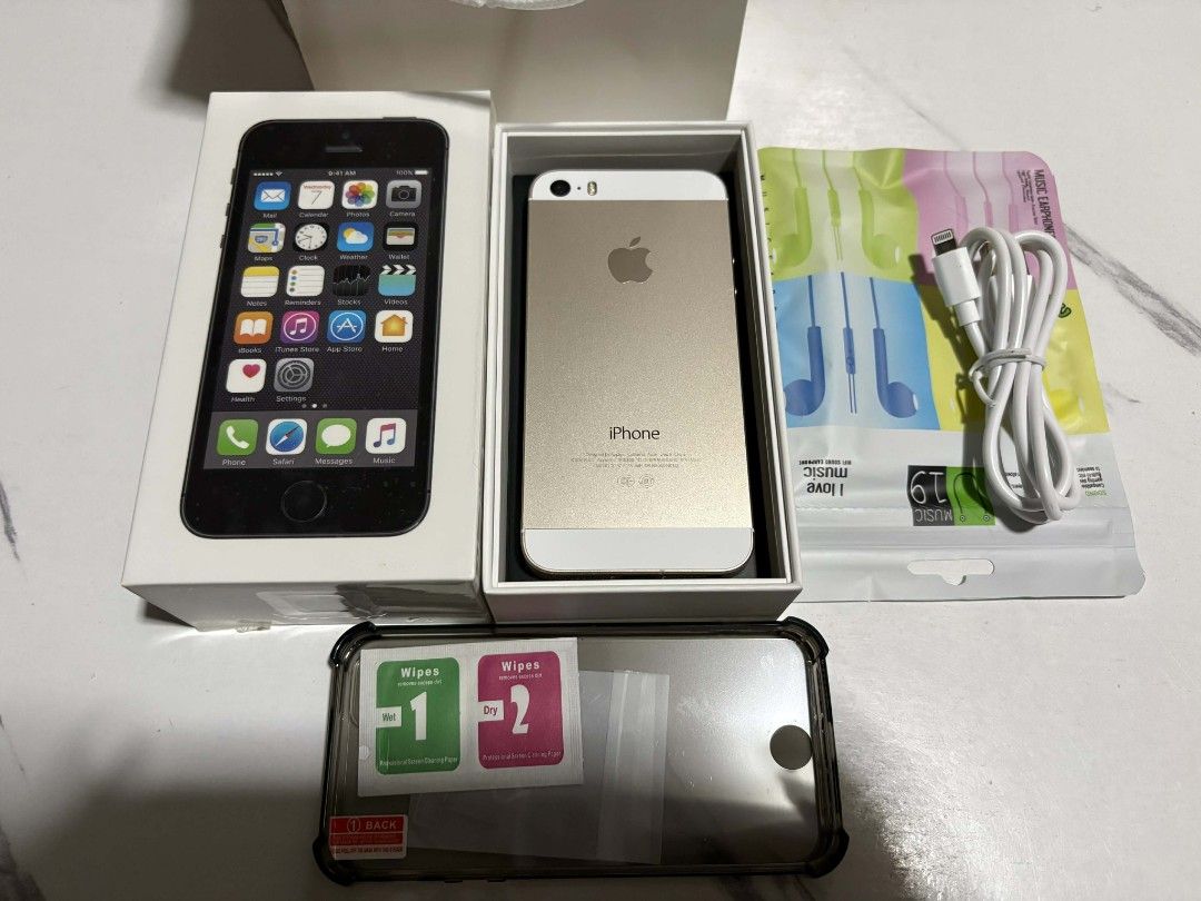 iPhone 5s 64gb Gold Prestine w/box (Category: Others) located in Quezon City. Submitted by jkionaire17 (Listing ID 1410521334, Image 1). Description: Prestine Condition iPhone 5s 64gb Unlock Gold/silver All working Fingerprint Package: unit case screen protector charging cord Prices: ✅ 3499 64gb 98% Prestine w/box 3k 32gb 90-95new 2.8k 16gb 90-95new Shipping: lalamove or LBC cop Meet up: marikina anonas.