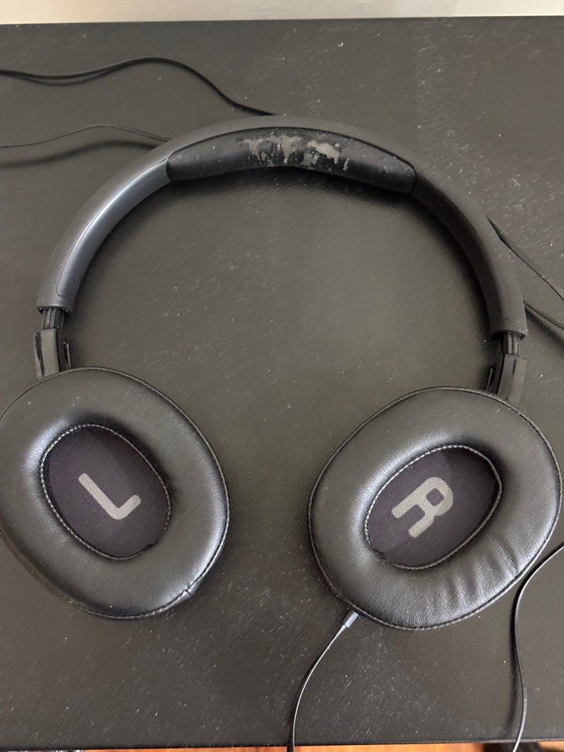 JBL Headphones - Black