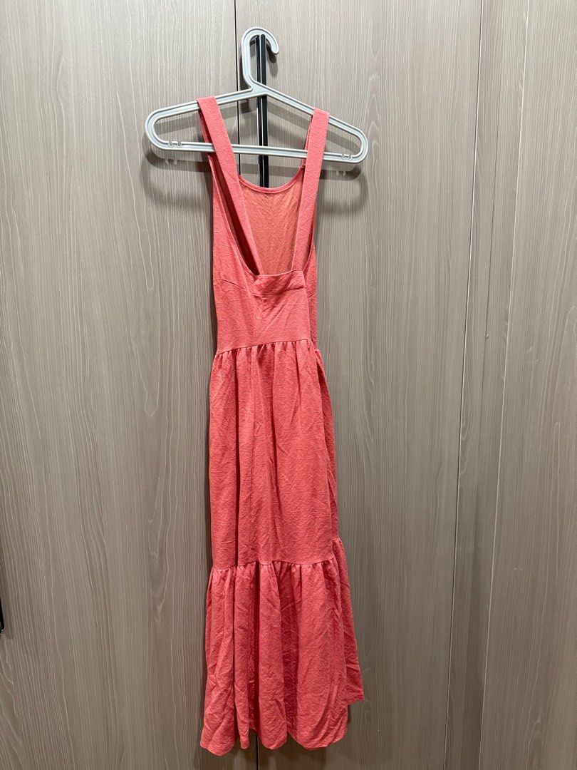 Mango Textured Ruffled Dress (Category: Dresses) located in General Santos City (Dadiangas). Submitted by prelovedbyshash (Listing ID 1410395869, Image 2). Description: .