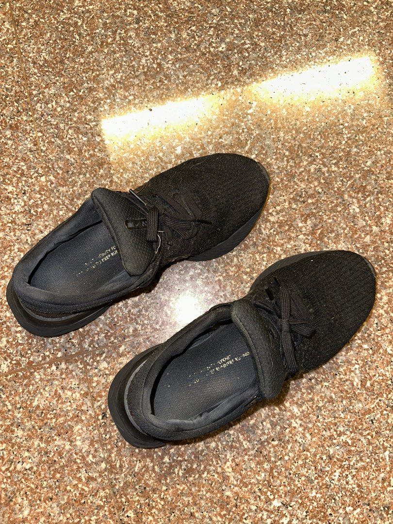 Nike React Infinity Run Flyknit Black (Category: Sneakers) located in Talisay. Submitted by ralphreyes1718 (Listing ID 1410523818, Image 2). Description: Lightly used, still in good condition. No major issues. Uppers and soles are intact, normal signs of light use only. • Original Nike running shoes • All-black colorway • US size 11 • Lightly used • Pass to swap (selling only).