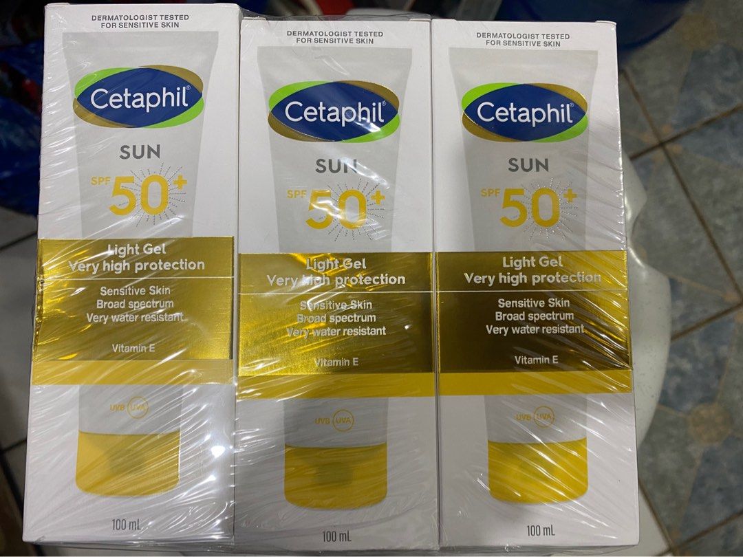 ORIG ORIG!! CETHAPHIL SUNSCREEN 😍 (Category: Face Care) located in Bacolod City. Submitted by chuchaystuffs (Listing ID 1410421251, Image 2). Description: Orig price is almost 1900 now down to 1200 ,limited stocks avail . If more than 3 my 1k only po..exp. 2029.