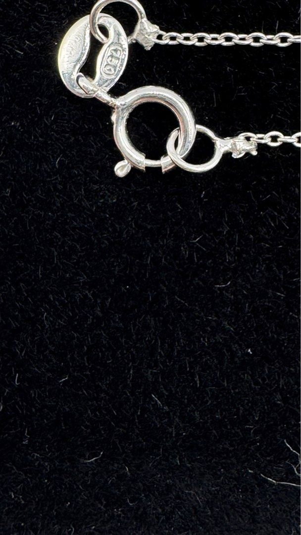 Pear Diamond Bubble Necklace (Category: Body Jewelry) located in Quezon City. Submitted by thykhloe (Listing ID 1410401522, Image 3). Description: 18K White Gold Diamond Necklace Natural Diamond (Sold per piece not per gram).