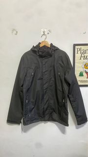 (Category: ) located in . Submitted by abang_thrift (Listing ID 1410479395, Image 1). Description: .