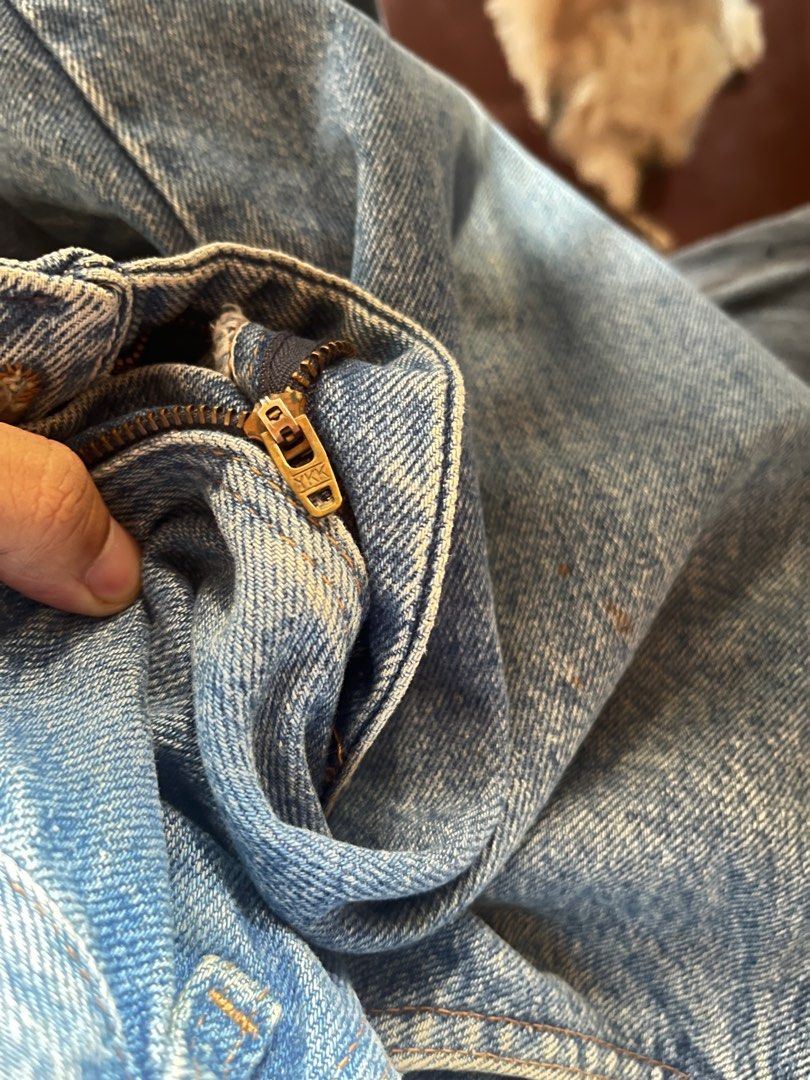 Rustler light wash jeans (Category: Jeans) located in Quezon City. Submitted by poesis (Listing ID 1410432503, Image 3). Description: Dimes W:33 L:41.