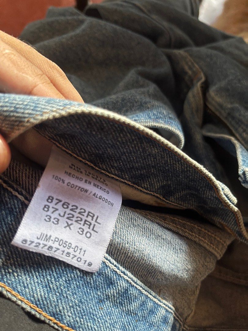 Rustler light wash jeans (Category: Jeans) located in Quezon City. Submitted by poesis (Listing ID 1410432503, Image 2). Description: Dimes W:33 L:41.