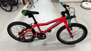(Category: ) located in . Submitted by wyee7 (Listing ID 1410505739, Image 1). Description: .