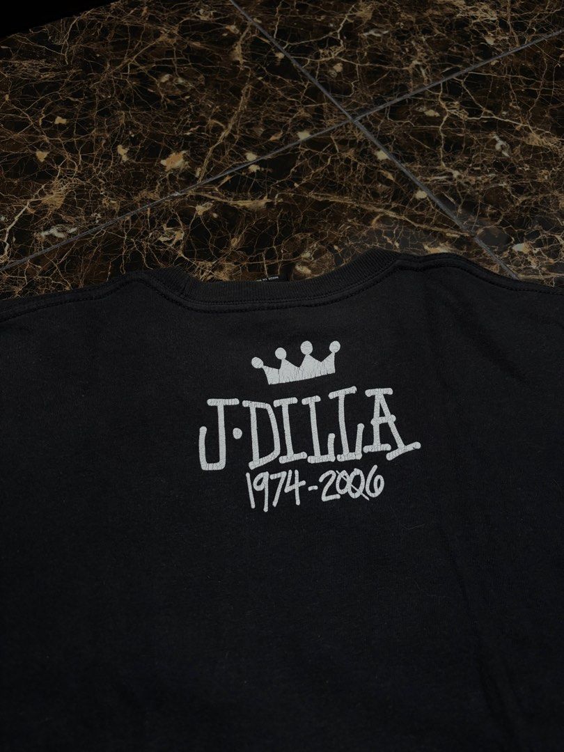 Stussy J Dilla Graphic Tee - Medium (Category: Tshirts & Polo Shirts ) located in Pasig City. Submitted by functionalrags (Listing ID 1410515234, Image 3). Description: - Authentic Stussy t-shirt - Features a J Dilla graphic - Classic crew neck and short sleeves - Color: Black - Design: Graphic on front, J Dilla tribute on back - Size: Medium - Made in Mexico.