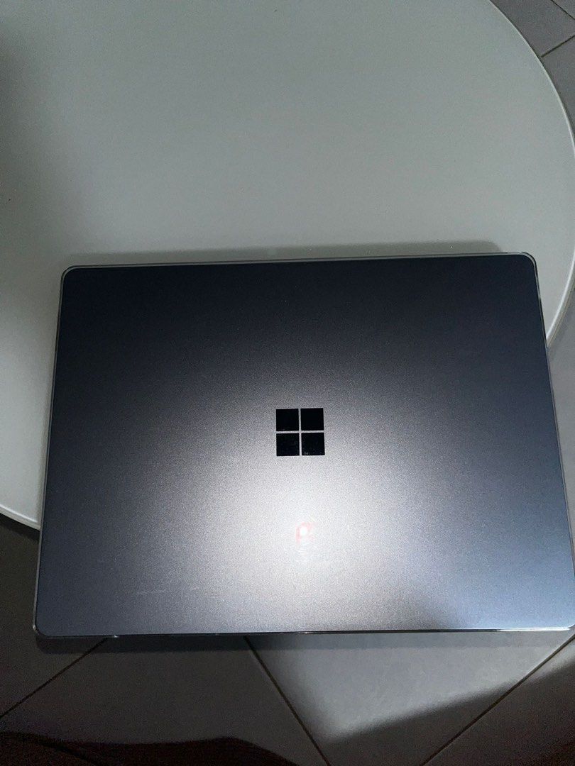 Surface Laptop Go 3 8gb