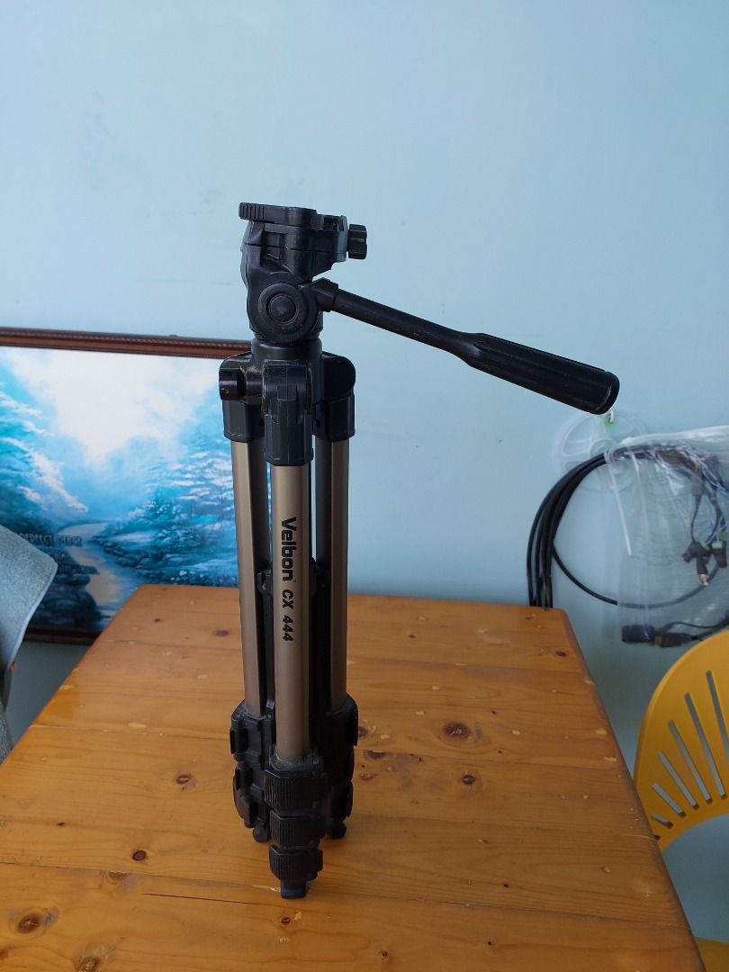 Velbon CX 444 Tripod (Category: Tripods & Monopods) located in Calamba. Submitted by armandogot67393 (Listing ID 1410388116, Image 1). Description: - Velbon CX 444 Tripod - Black handle and legs with silver-gold finish - Adjustable leg locks - Head with black handle - Ideal for various photography needs like SLR, DIGICAM.
