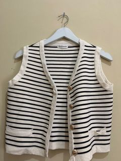 (Kategori: ) berada di . Dikirim oleh secondhandaw (ID iklan 1410442309, Gambar 1). Deskripsi: .