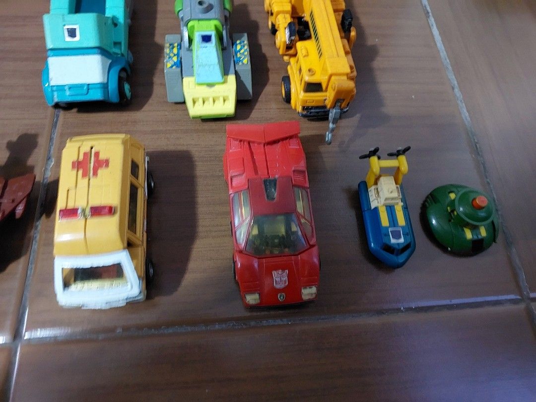 Vintage Transformers Toy Set (Category: Action & Battle Toys) located in Pasig City. Submitted by liezel-liezel (Listing ID 1410472176, Image 3). Description: G1 Transformers OG MAY GASGAS / LUMA / NO WEAPONS / GOOD FOR PARTS Red Alert (SOLD) Grapple Missing 1 rubber wheel 1100 Springer (SOLD) Kup 1200 Ratchet yellowing 700 Duocon Jet 200 Seaspray (SOLD) Cosmos (SOLD) Pasig City location Shipping at your expense.