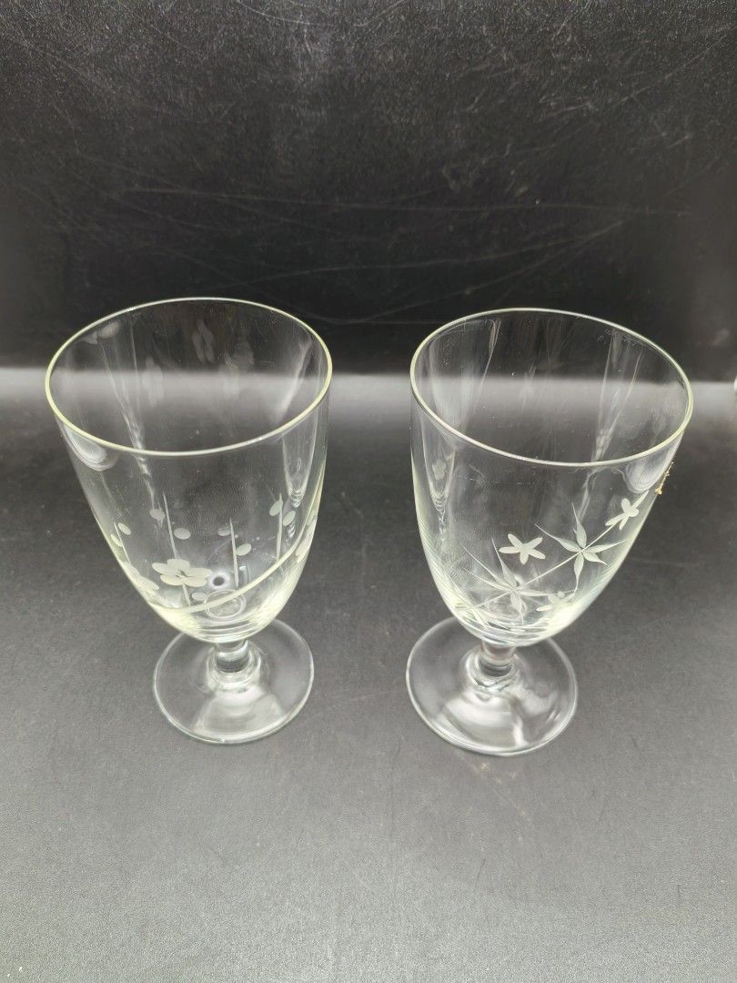 Water Goblet - Pair (Category: Other Kitchenware & Tableware) located in Cebu City. Submitted by dudes_villanueva (Listing ID 1410382956, Image 3). Description: Water Goblet - Pair 📌In excellent condition Diameter: 2.75 in Height: 5.10 in.