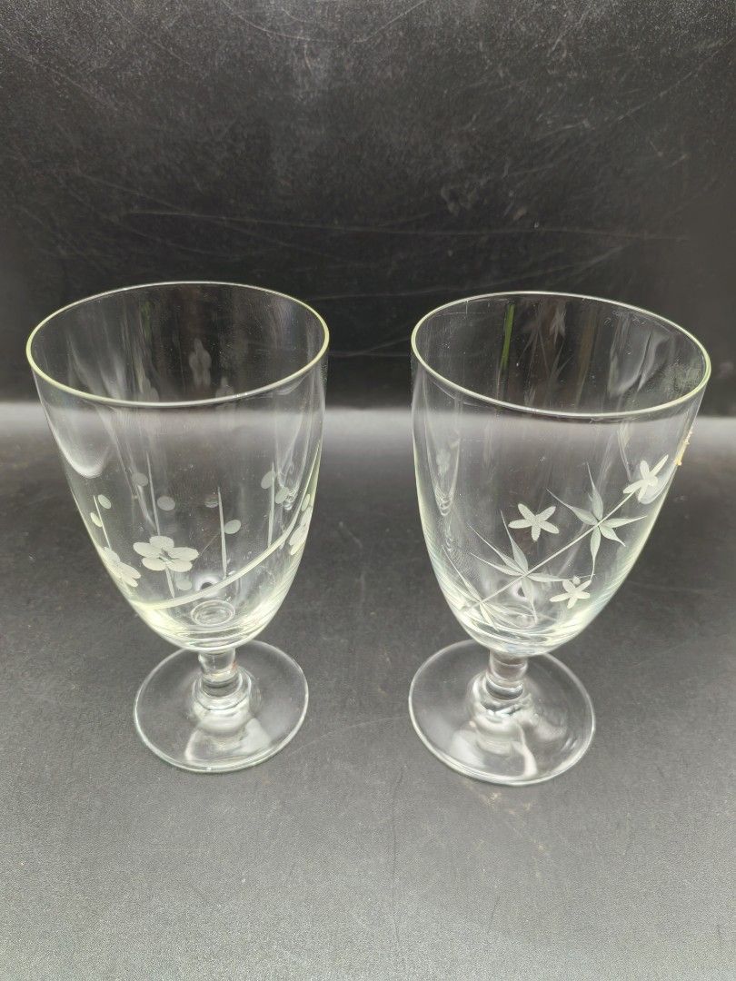 Water Goblet - Pair (Category: Other Kitchenware & Tableware) located in Cebu City. Submitted by dudes_villanueva (Listing ID 1410382956, Image 2). Description: Water Goblet - Pair 📌In excellent condition Diameter: 2.75 in Height: 5.10 in.