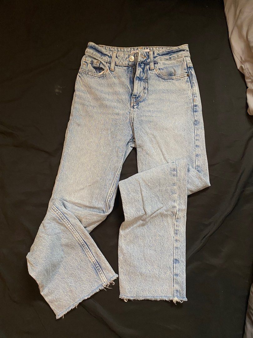 Zara High Rise Denim Jeans (Category: Jeans) located in Malabon City. Submitted by declutteredbycole (Listing ID 1410385483, Image 2). Description: - light wash - straight leg cut - raw hem detailing - 32 on tag, fits 26 waistline - no issue.