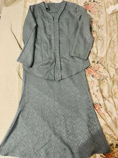 (Category: ) located in . Submitted by hypemywardrobe (Listing ID 1410587326, Image 1). Description: .